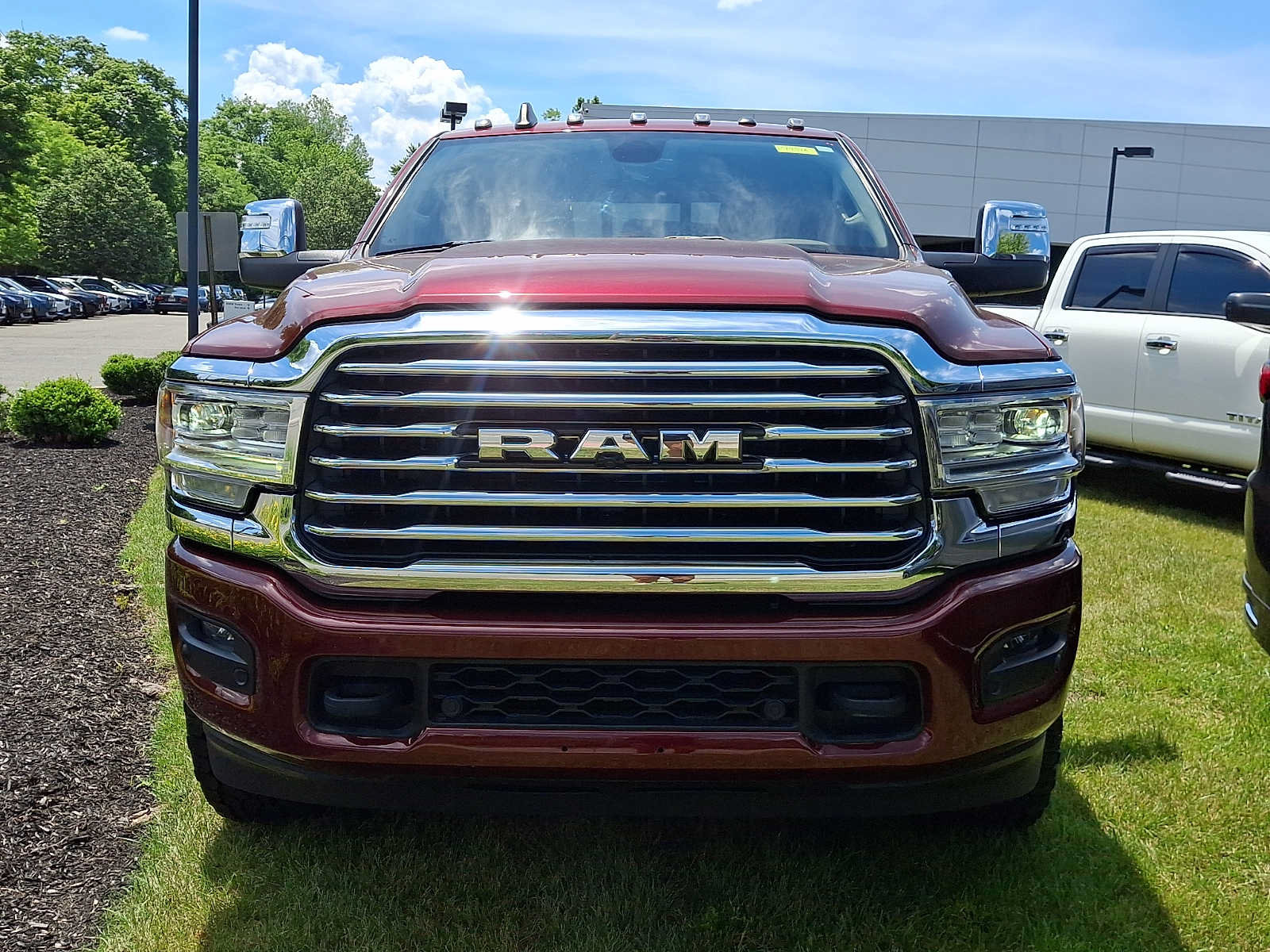 Used 2024 RAM 3500 Limited w/ Towing Technology Group AWD/4WD image 2