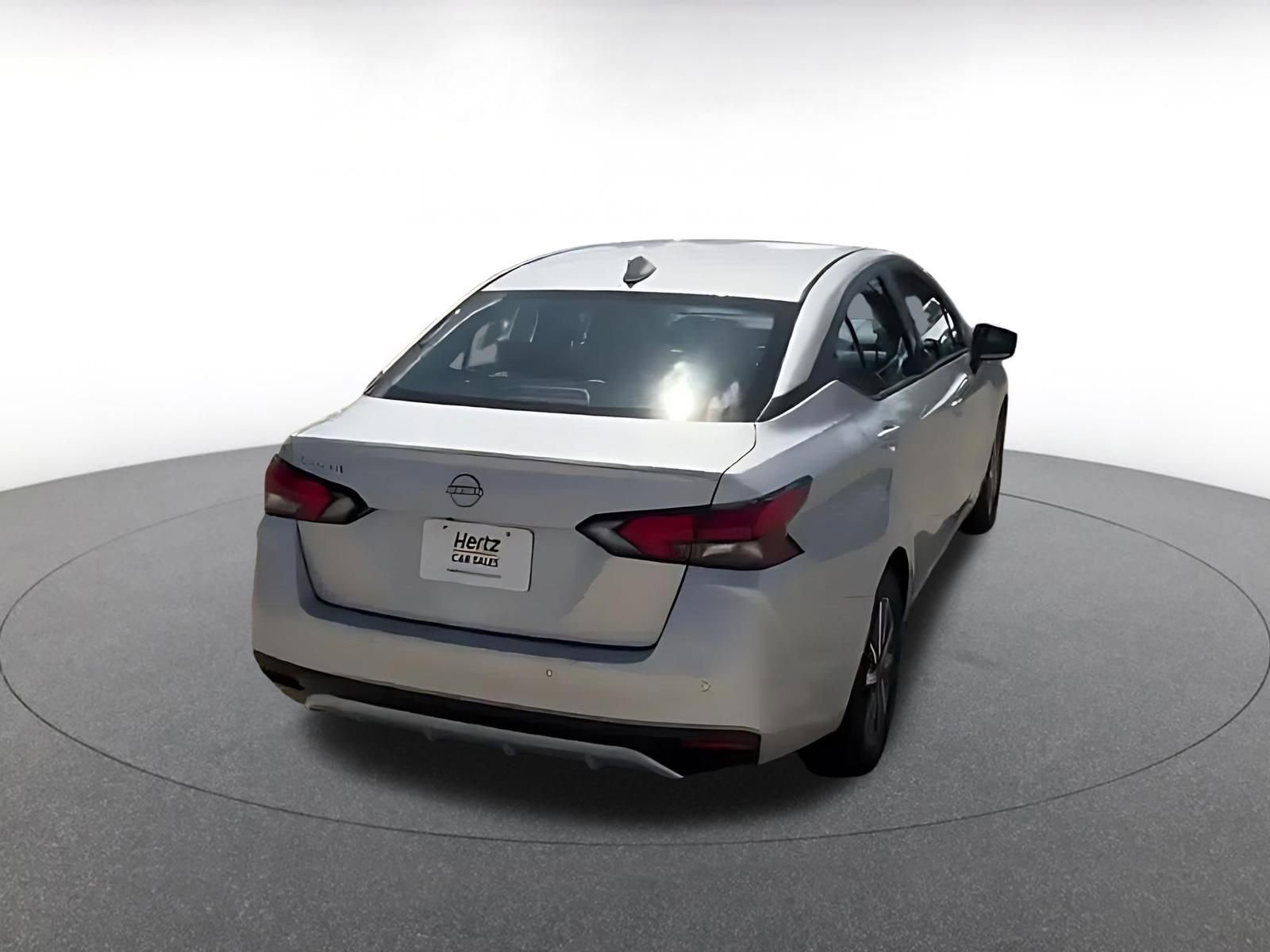 Used 2025 Nissan Versa SV FWD image 14