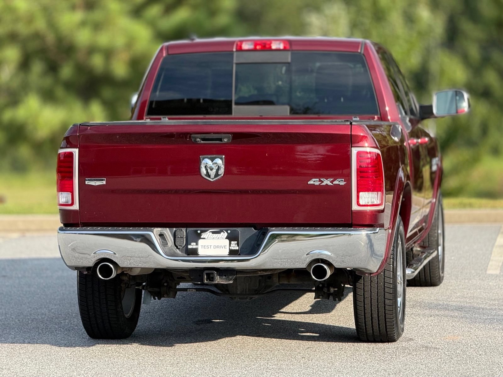 Used 2016 RAM 1500 Laramie AWD/4WD image 7