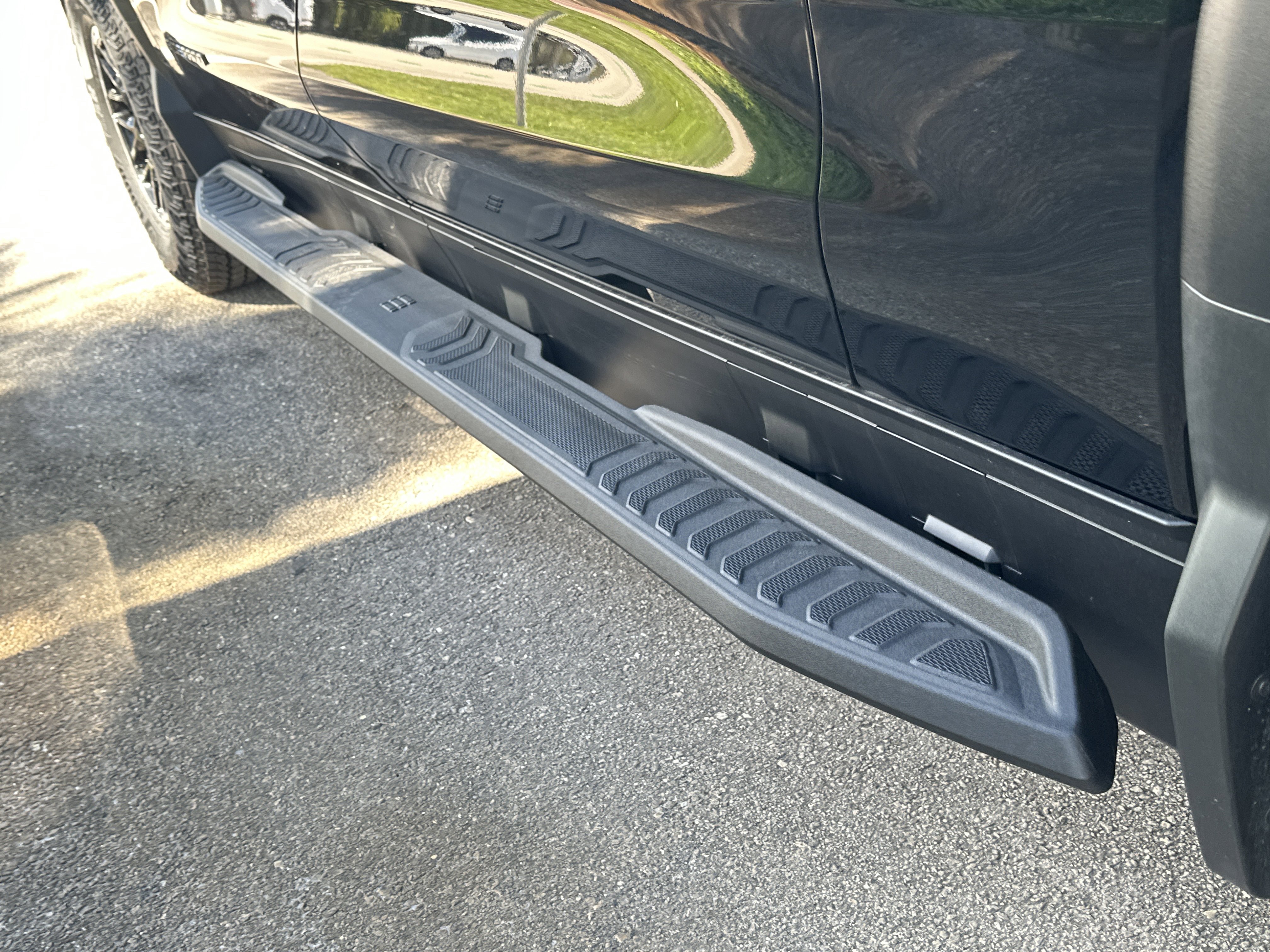 New 2026 Chevrolet Silverado EV Trail Boss w/ Premium Package image 13