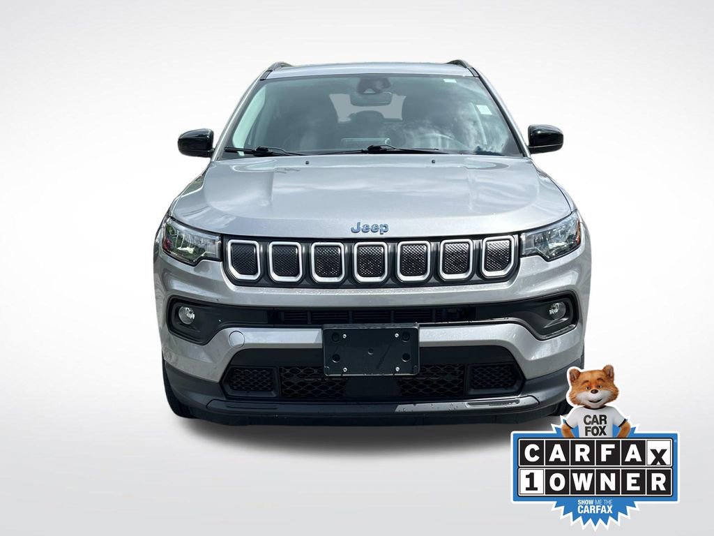 Used 2022 Jeep Compass Latitude image 9