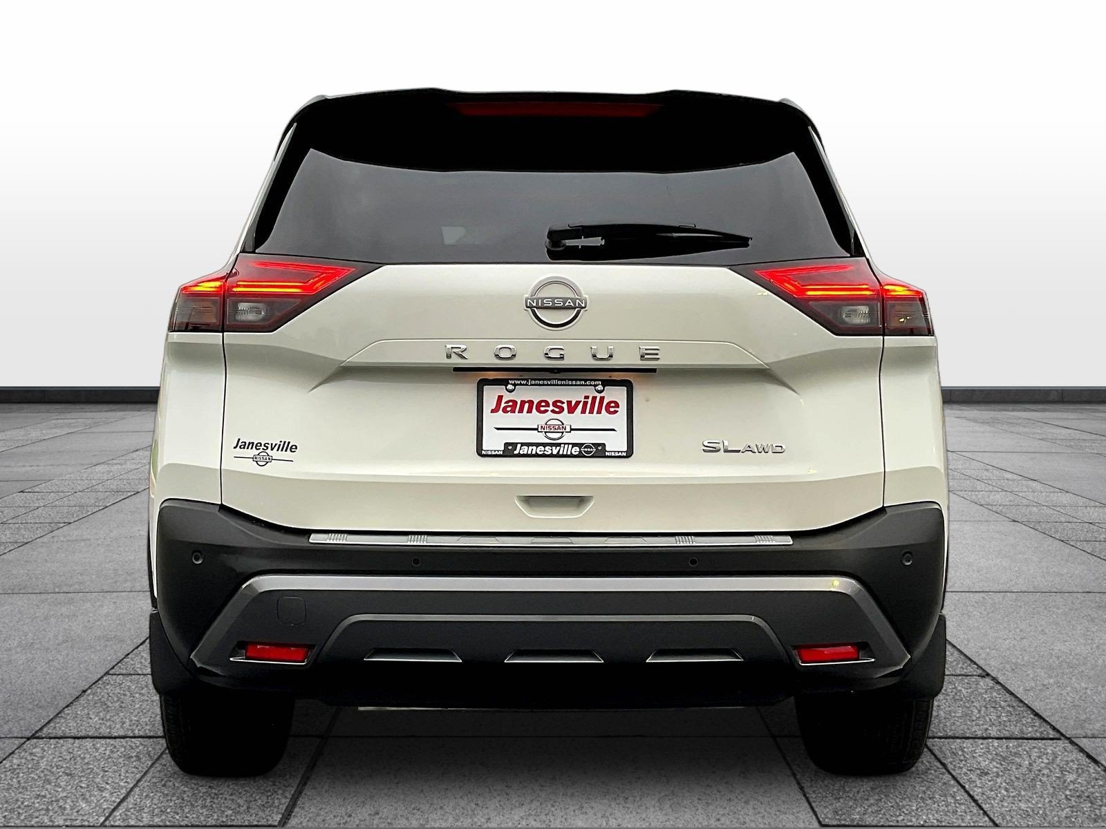 Certified 2023 Nissan Rogue SL w/ SL Premium Package AWD/4WD image 6