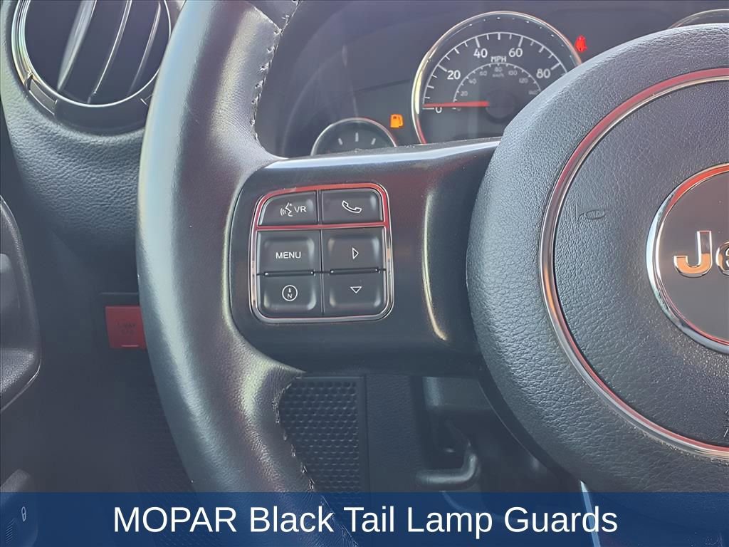 Used 2017 Jeep Wrangler Unlimited Rubicon image 26