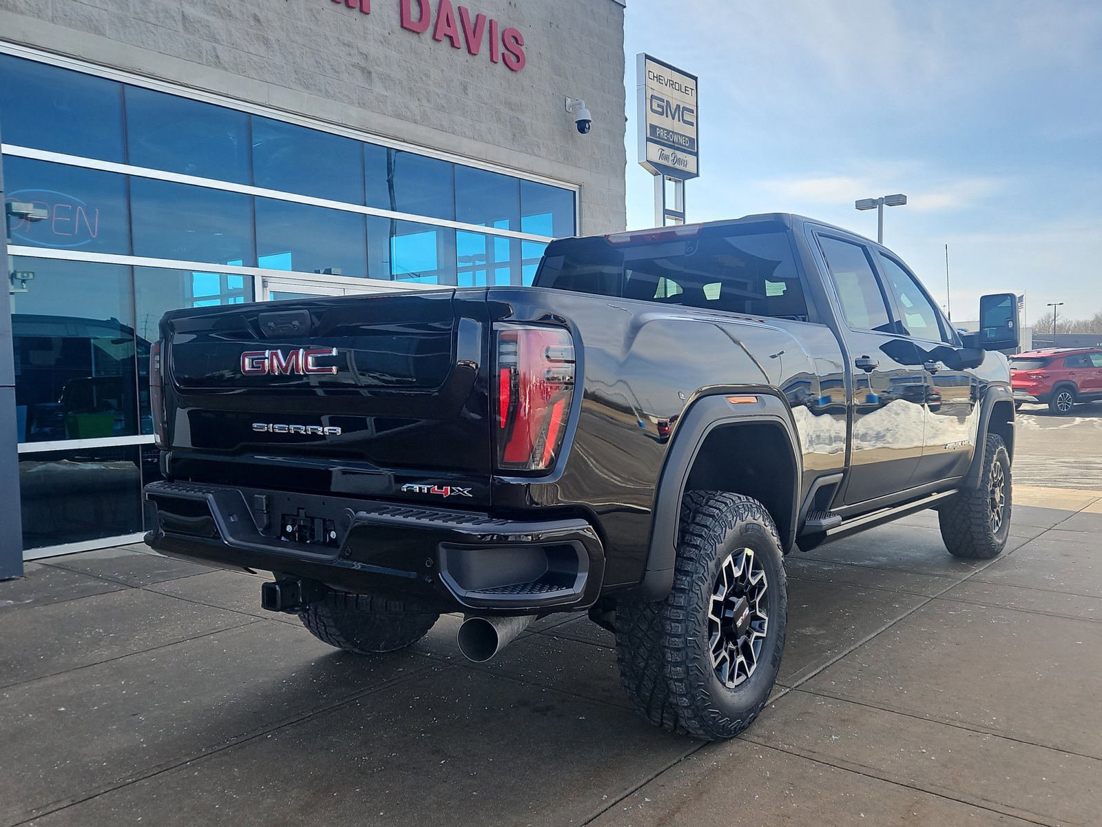 New 2026 GMC Sierra 2500 AT4X image 4