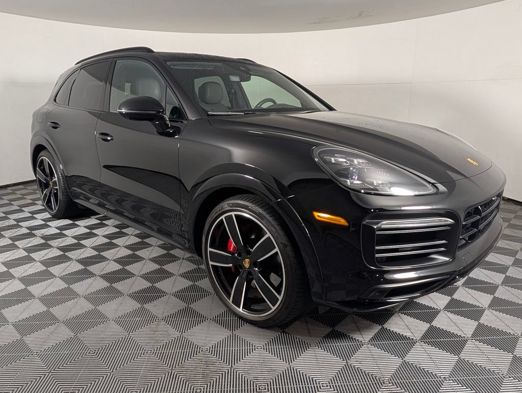 Used 2023 Porsche Cayenne GTS AWD/4WD image 9