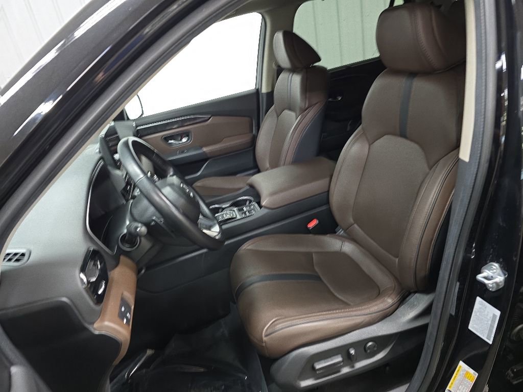 Used 2024 Honda Pilot Elite image 30