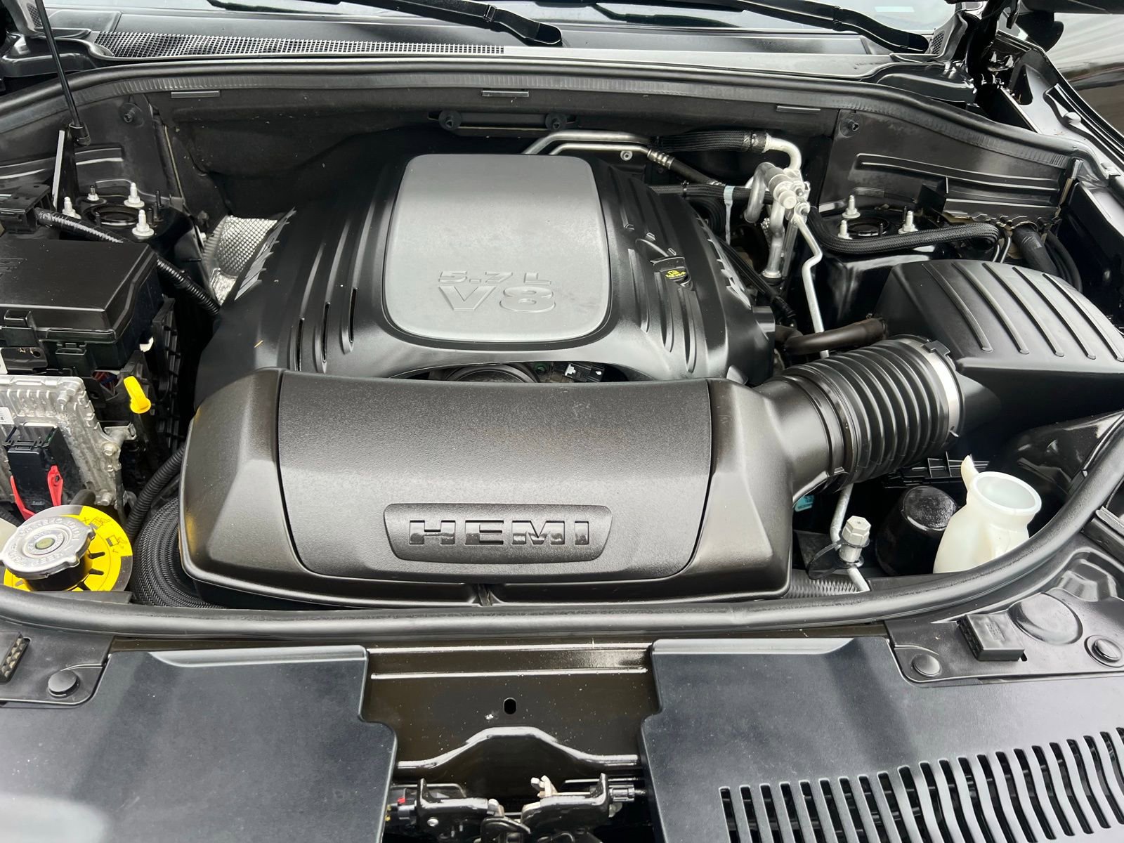 Used 2021 Dodge Durango R/T w/ SRT Interior Appearance Group image 18