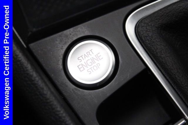 Used 2024 Volkswagen Jetta SE image 30