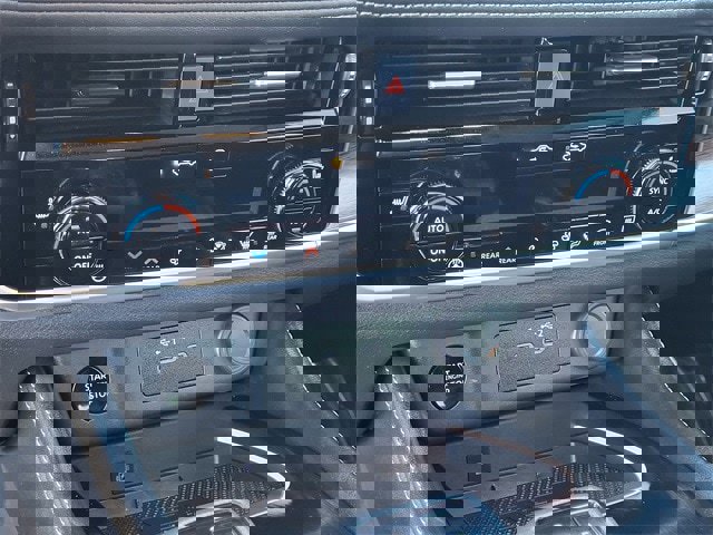 Certified 2025 Nissan Rogue Platinum w/ Platinum Premium Package image 17