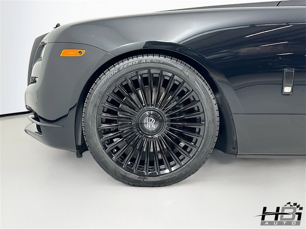 Used 2018 Rolls-Royce Dawn image 17