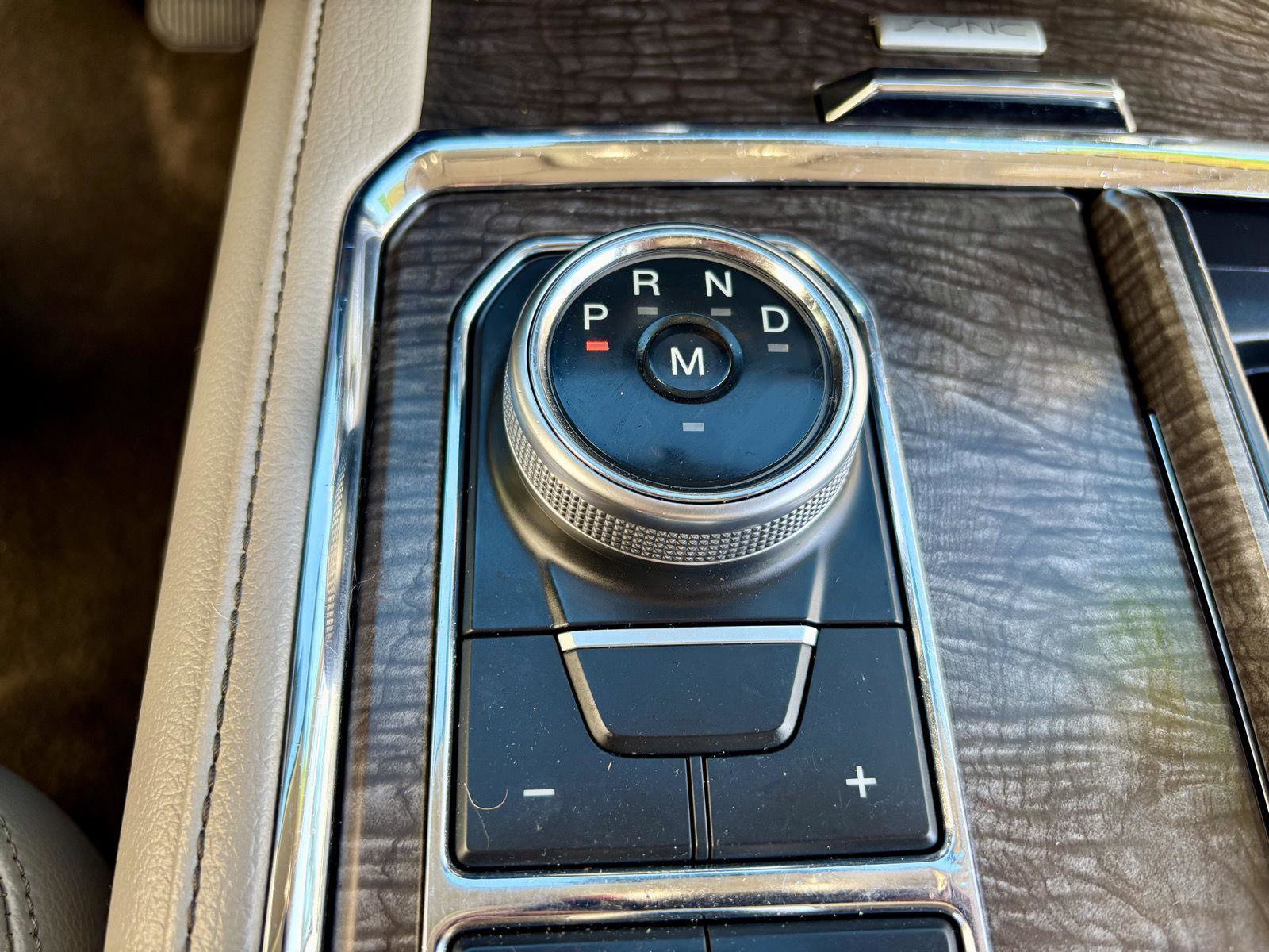 Used 2018 Ford Expedition Max Limited image 44