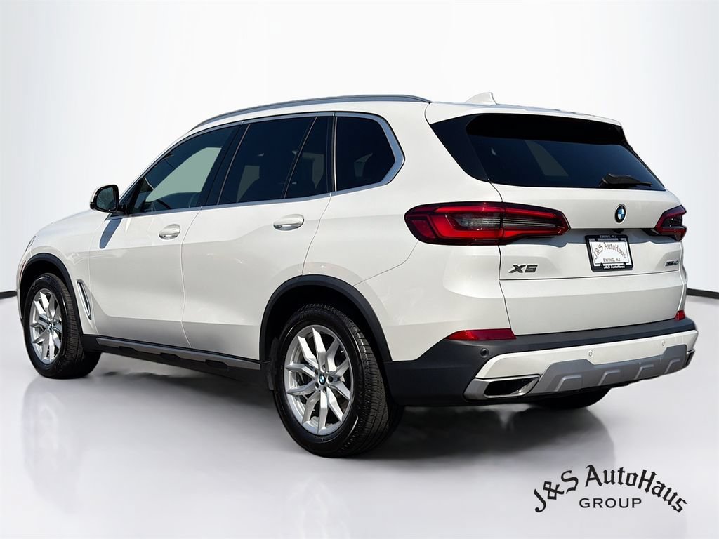 Used 2019 BMW X5 xDrive40i w/ Convenience Package AWD/4WD image 5