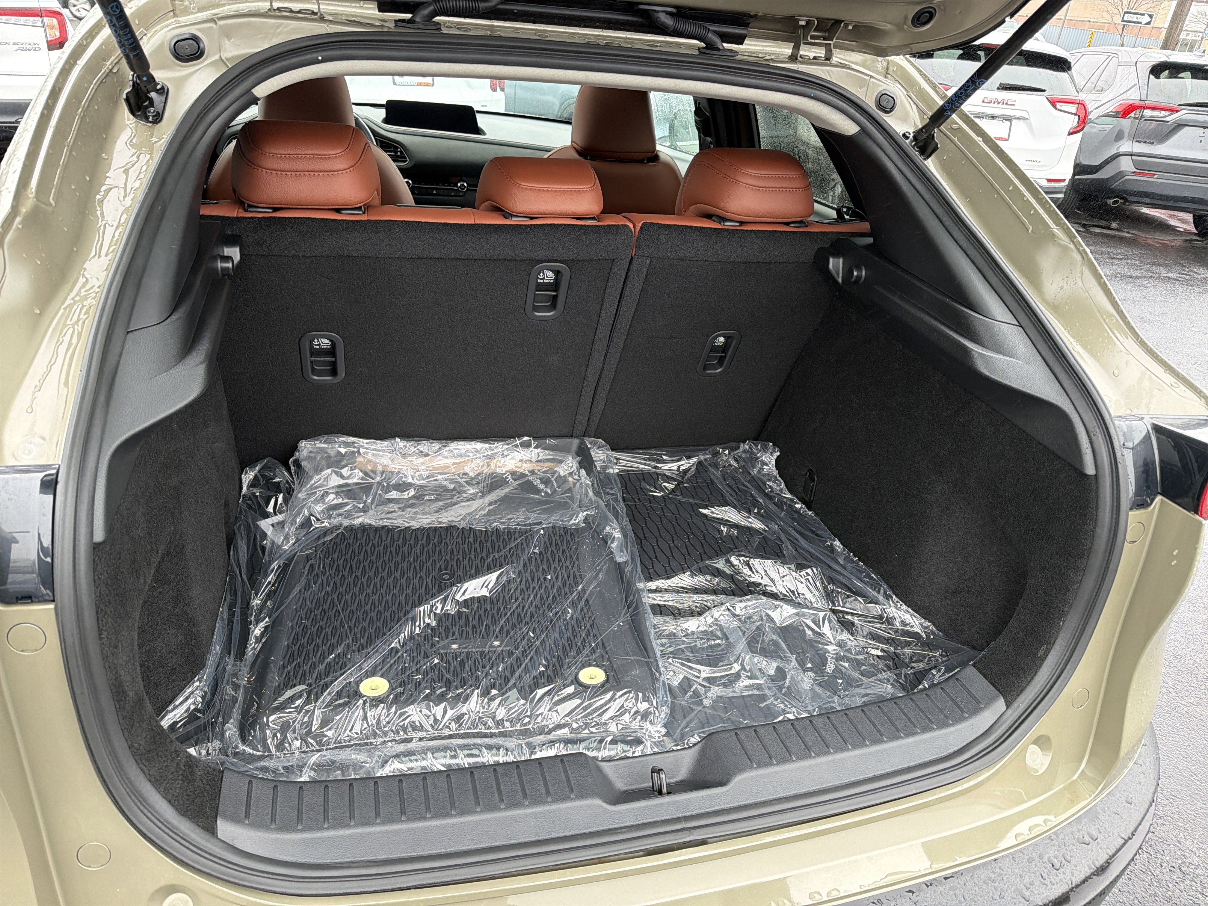 Used 2025 MAZDA CX-30 Carbon image 28