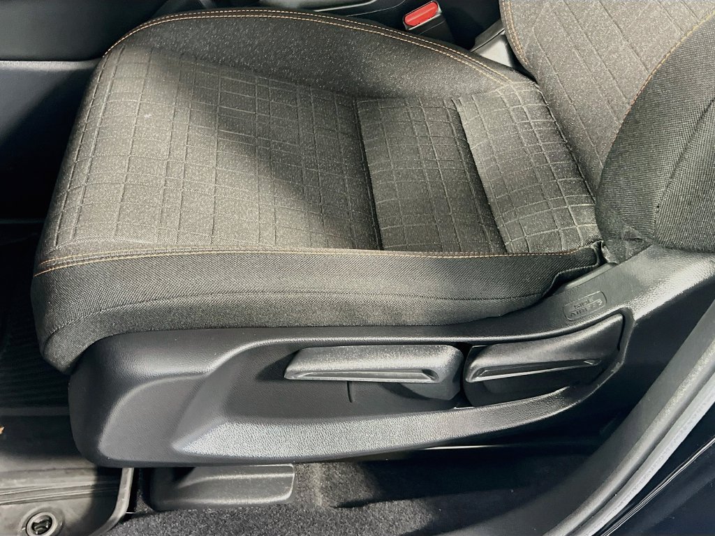 Used 2024 Honda HR-V Sport image 17