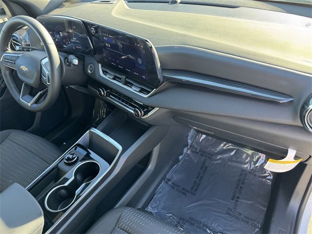 Used 2026 Chevrolet Equinox LT image 5