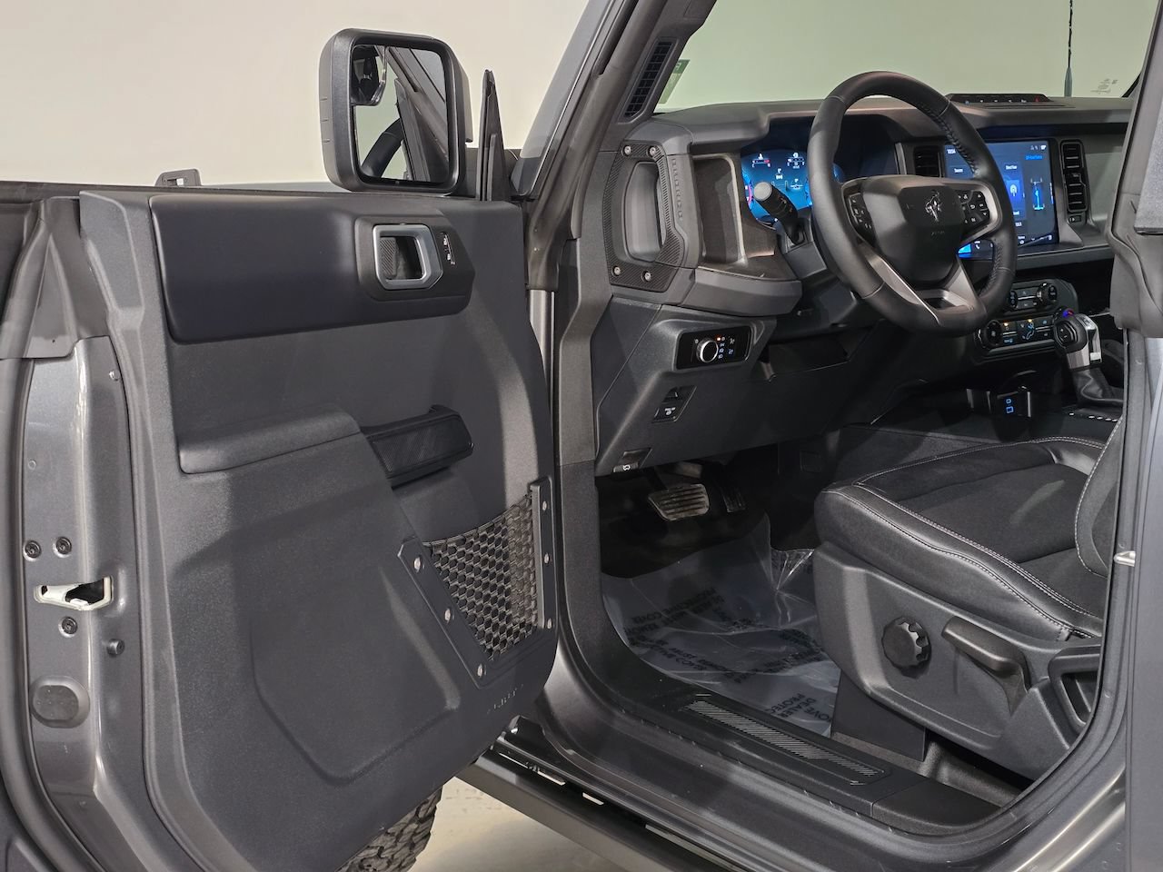 New 2025 Ford Bronco Badlands AWD/4WD image 15