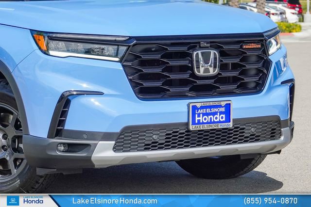 Certified 2024 Honda Pilot TrailSport image 2