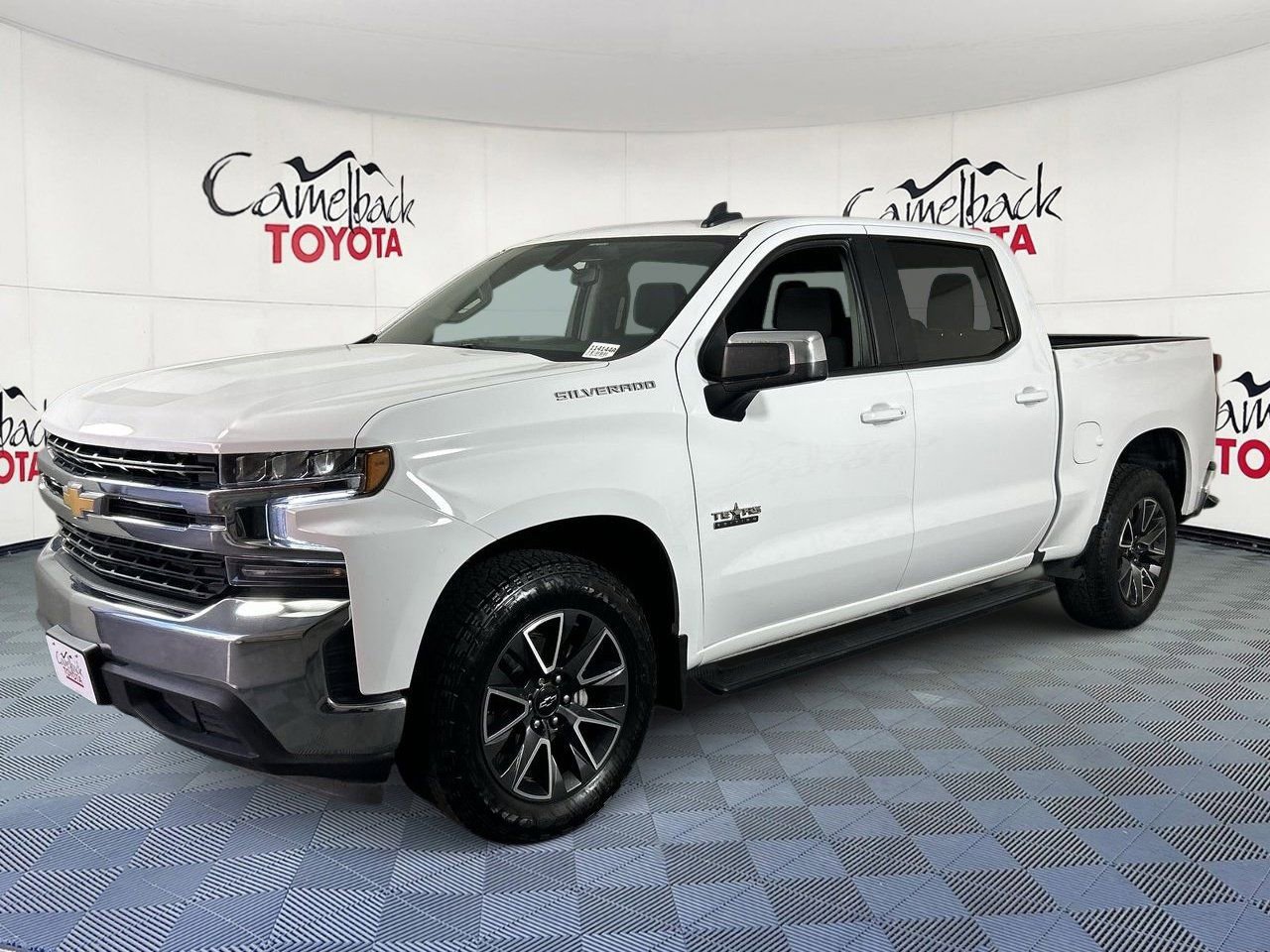 Used 2022 Chevrolet Silverado 1500 LT RWD image 4