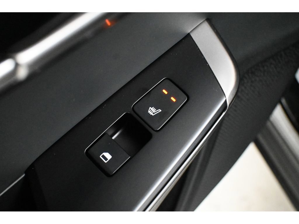 Used 2025 Kia EV6 Light AWD/4WD image 14