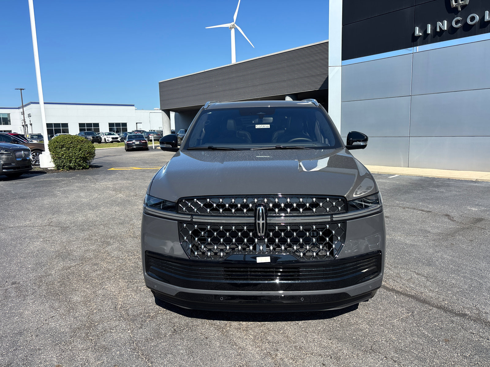 New 2025 Lincoln Navigator L Black Label image 2
