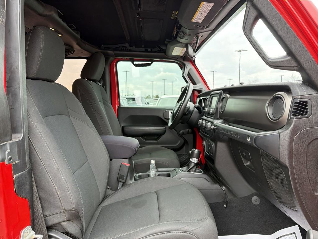 Used 2019 Jeep Wrangler Sport image 14