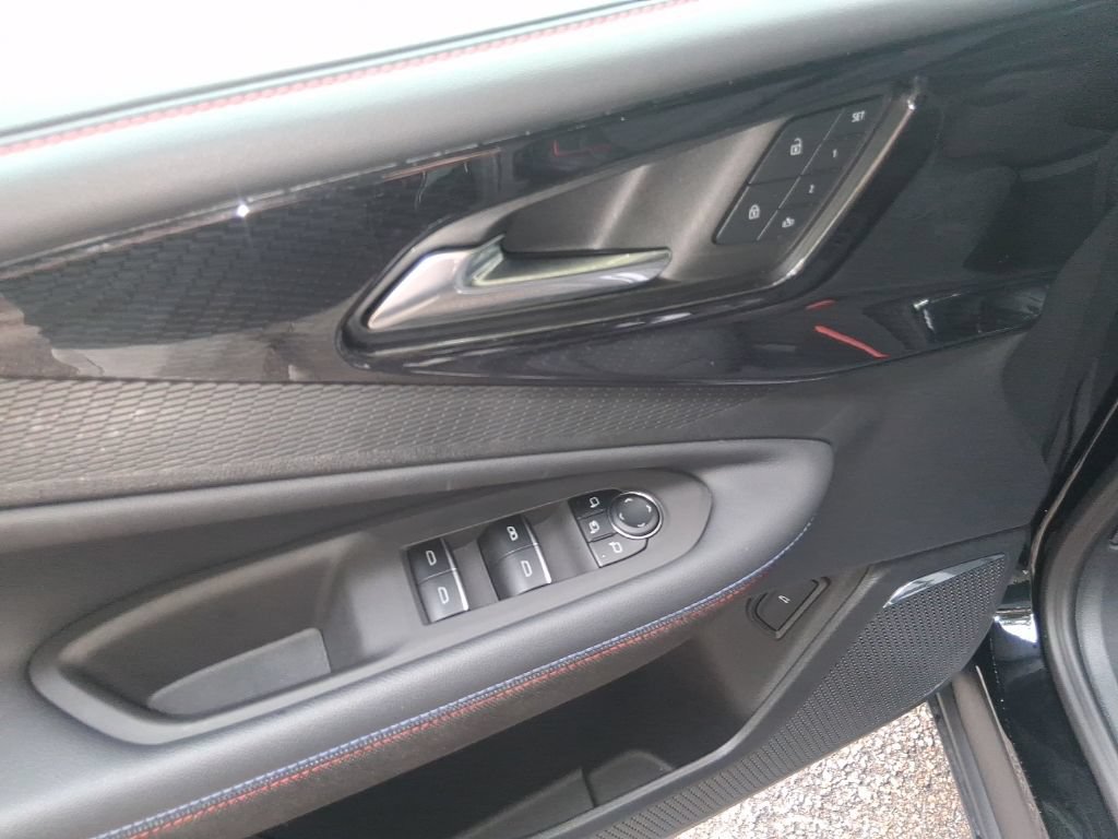 Used 2025 Chevrolet Blazer EV RS RWD image 7
