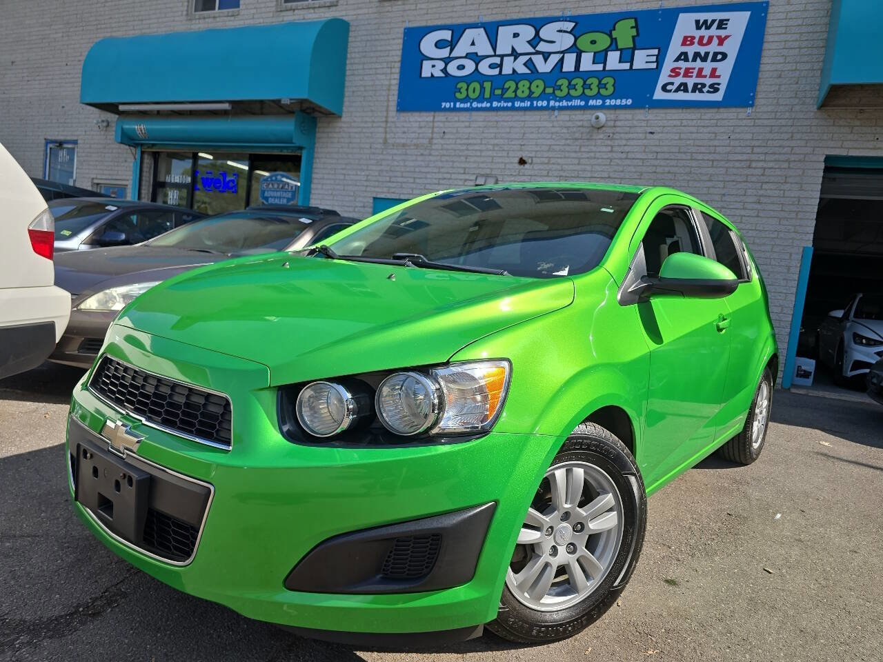 Used 2016 Chevrolet Sonic LT FWD image 3