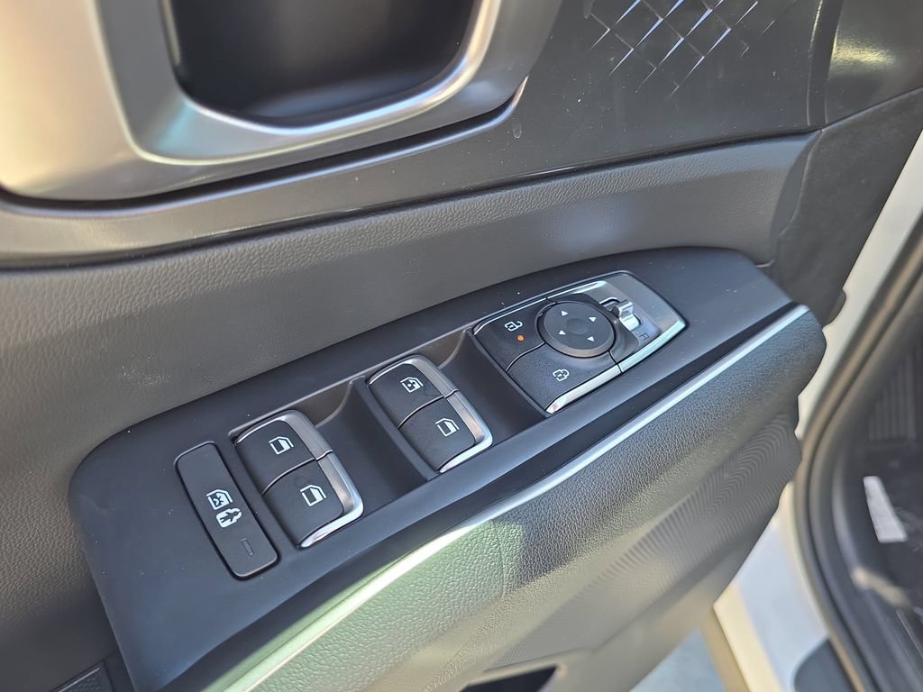 New 2026 Kia Sorento LX FWD image 19