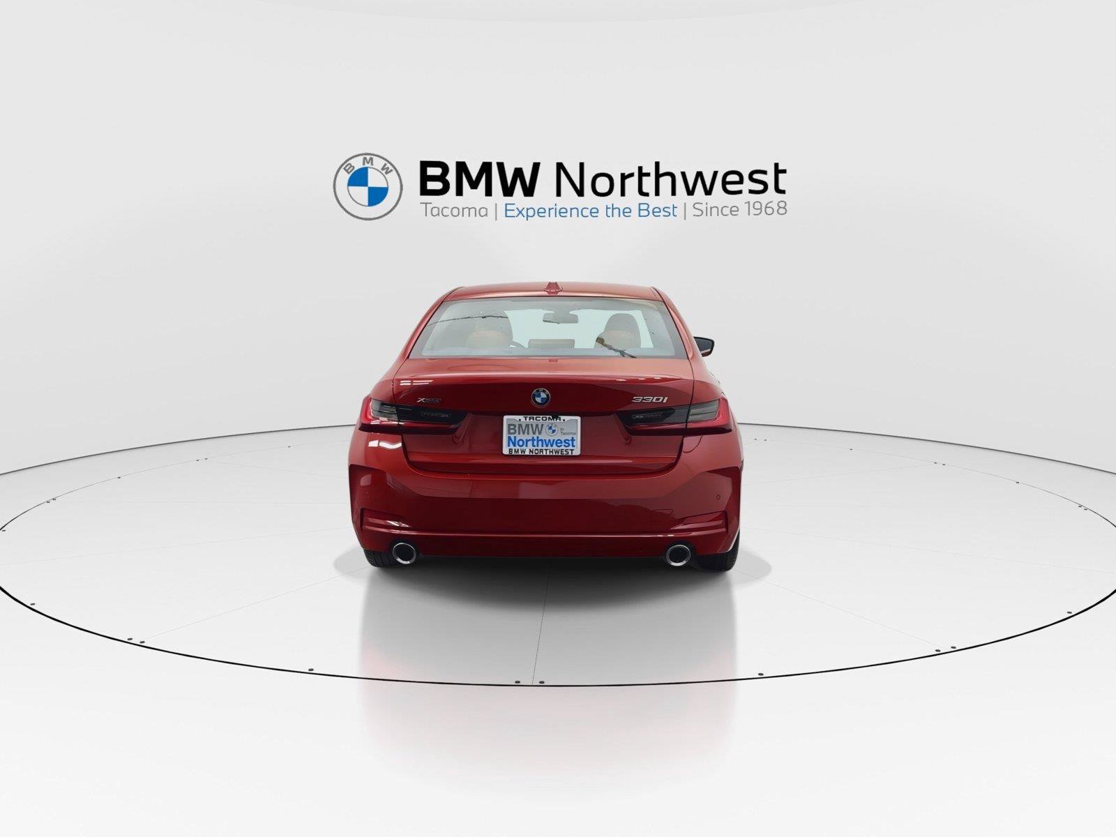 Used 2024 BMW 330i xDrive Sedan w/ Premium Package AWD/4WD image 2