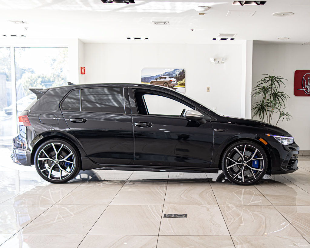 Used 2024 Volkswagen Golf R AWD/4WD image 9