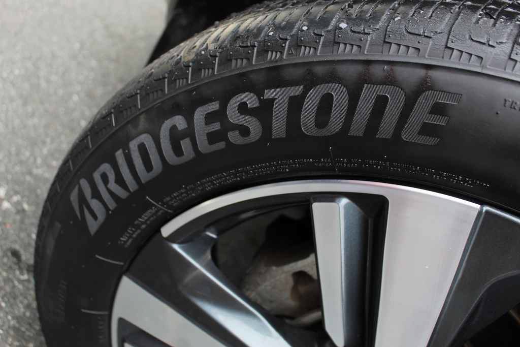 Used 2023 Nissan Rogue SL AWD/4WD image 33