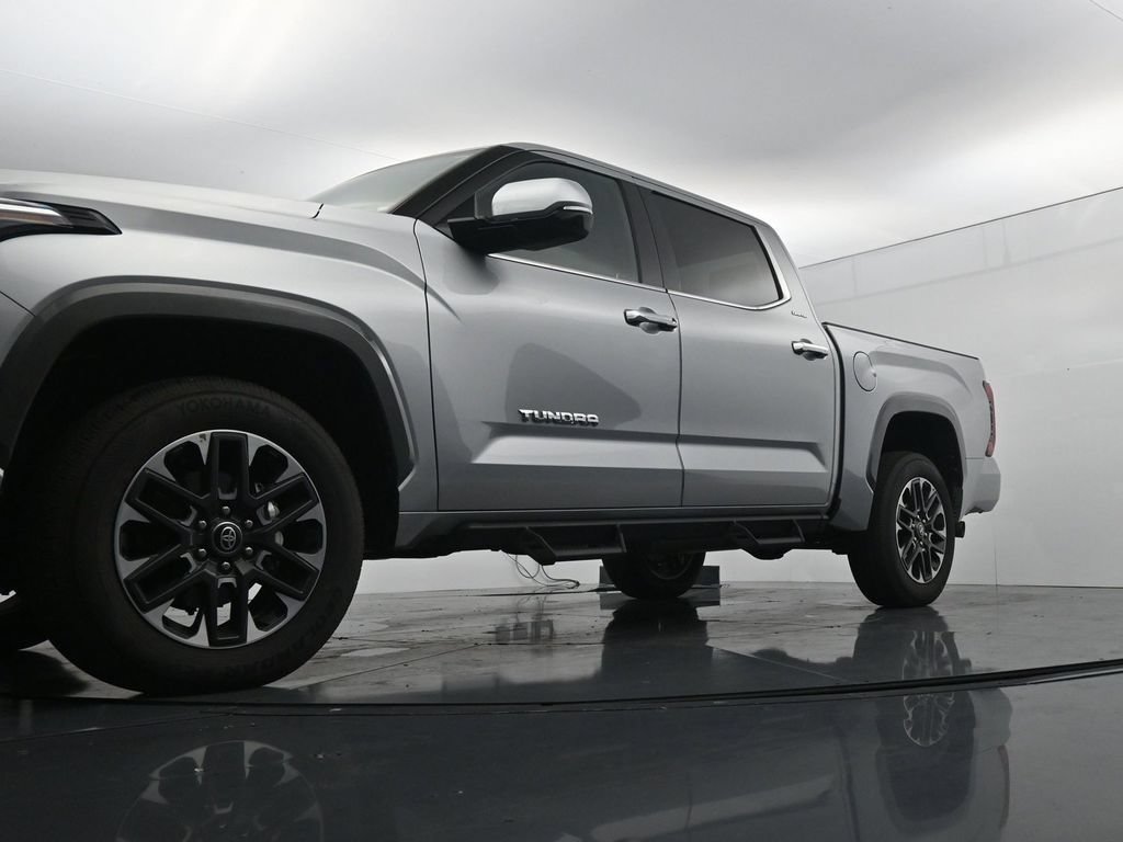 Used 2026 Toyota Tundra Limited AWD/4WD image 20