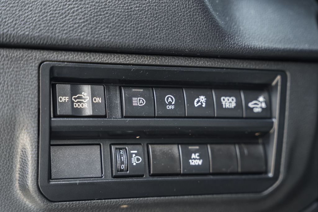 Used 2023 Toyota Tundra SR5 w/ SR5 Premium Package AWD/4WD image 43