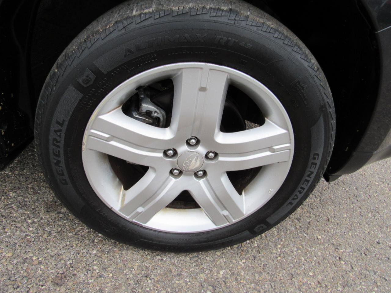 Used 2010 Subaru Forester 2.5X Premium w/ Popular Equipment Group 1A image 11