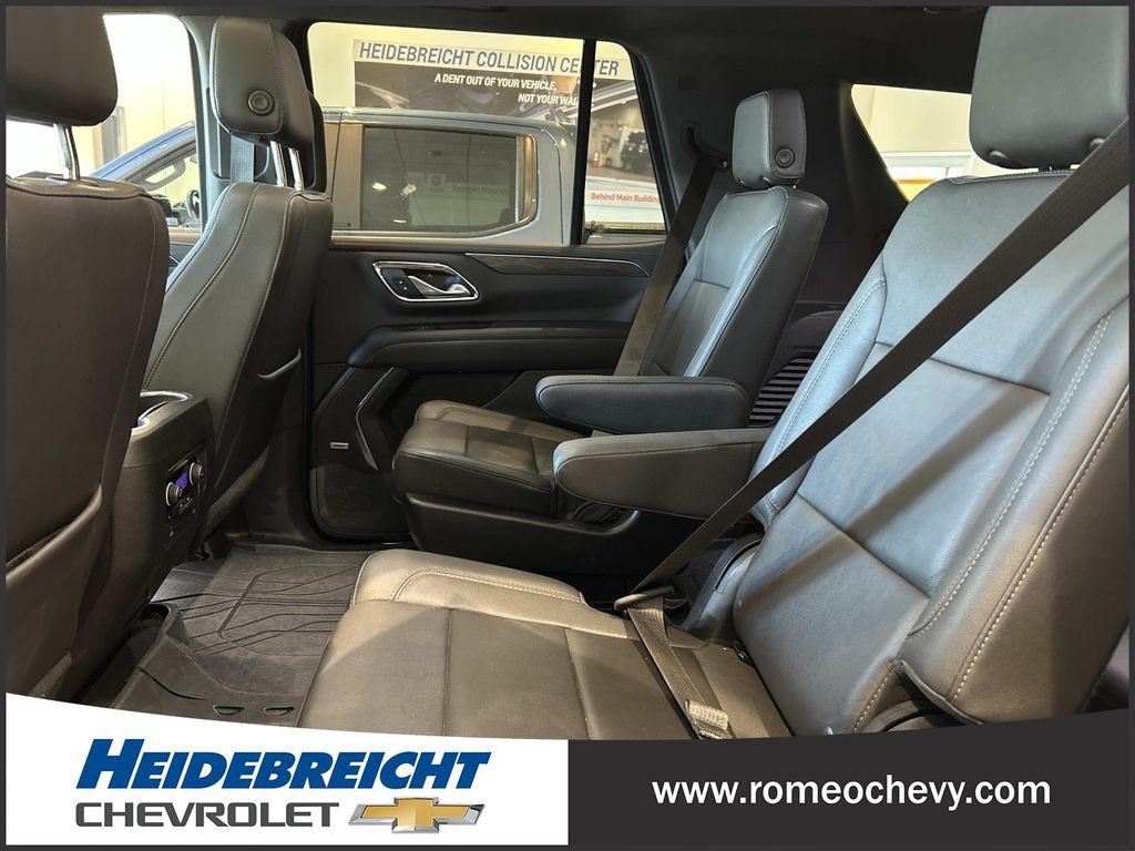 Certified 2023 Chevrolet Tahoe Z71 w/ Luxury Package AWD/4WD image 12