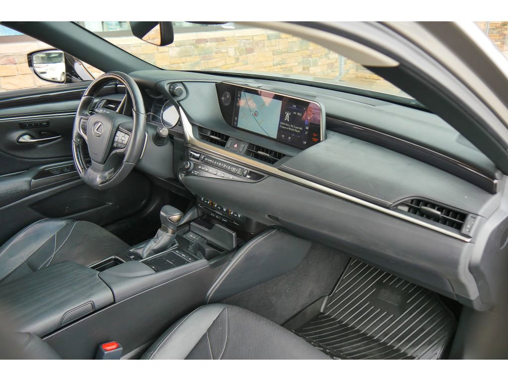 Used 2019 Lexus ES 350 image 14
