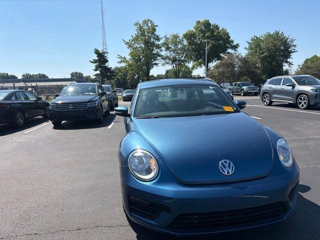 Used 2019 Volkswagen Beetle 2.0T S FWD image 8