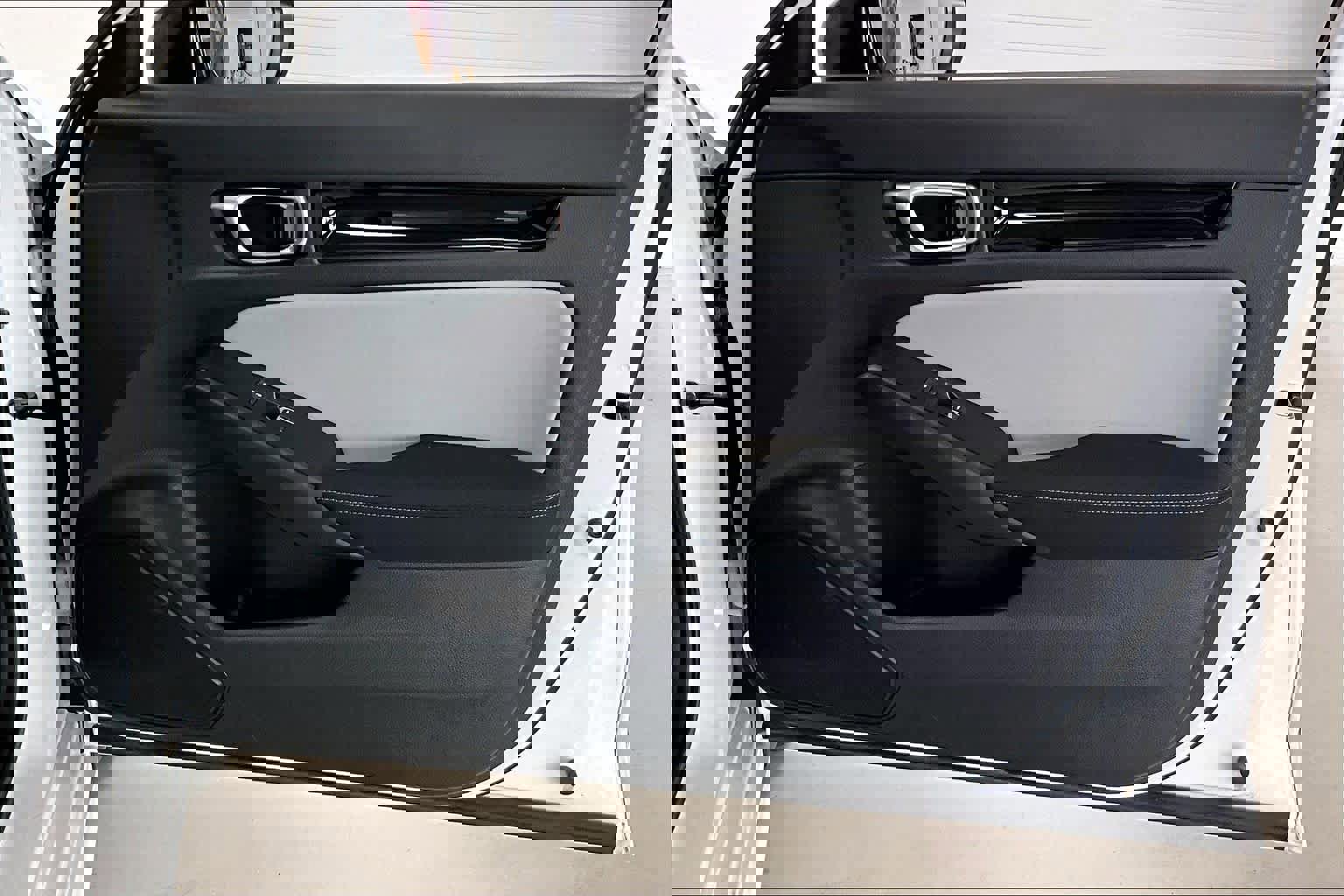 Used 2025 Honda Civic Sport image 26