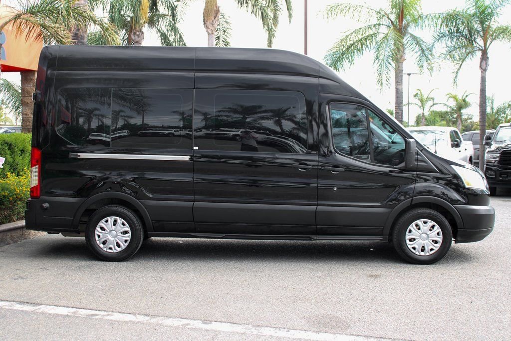 Used 2019 Ford Transit 350 XLT image 11