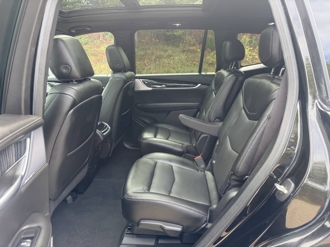 Used 2024 Cadillac XT6 Premium Luxury w/ Technology Package AWD/4WD image 10