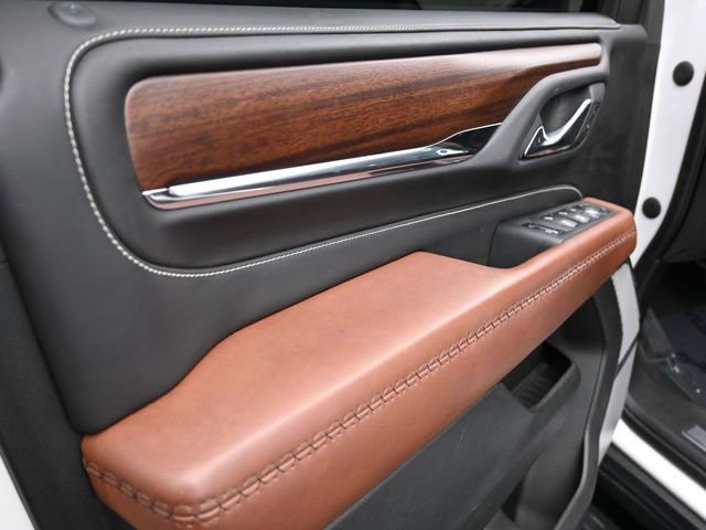 Used 2023 GMC Yukon XL Denali Ultimate image 21