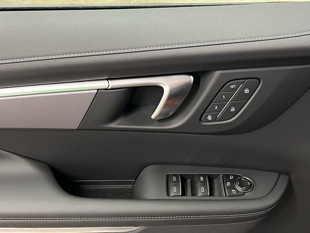 New 2026 Buick Enclave Sport Touring w/ Power Package image 12