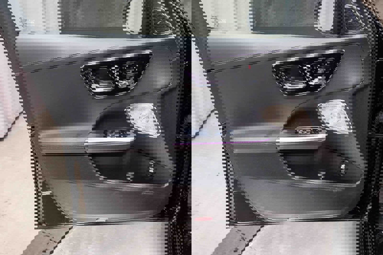 Certified 2025 Mercedes-Benz C 300 Sedan image 21