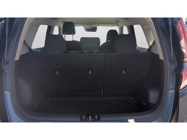 Used 2025 Kia Soul LX FWD image 9