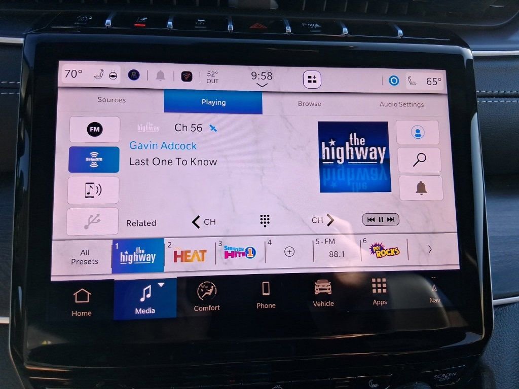 New 2025 Jeep Grand Cherokee L Limited w/ Trailer Tow Package image 27