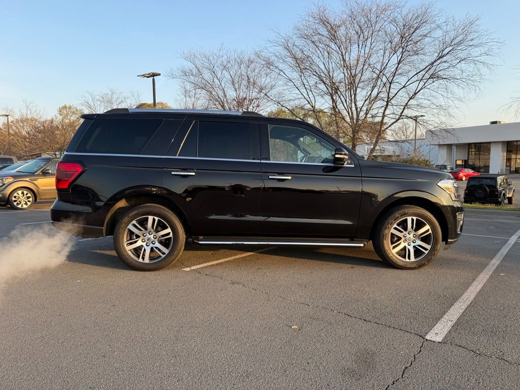 Used 2023 Ford Expedition Limited image 8