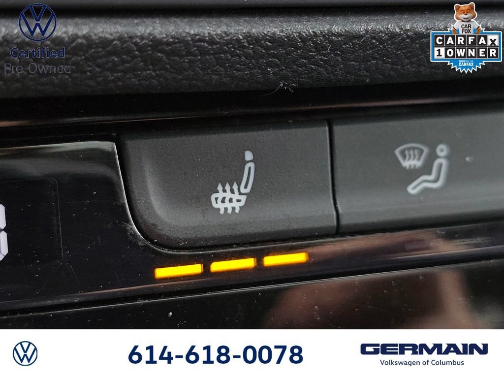 Certified 2023 Volkswagen Jetta SE w/ Panoramic Sunroof Package FWD image 31