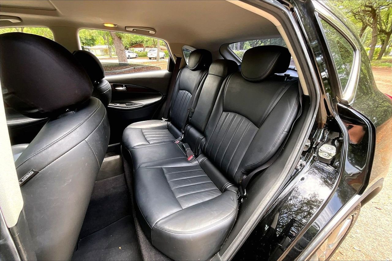 Used 2017 INFINITI QX50 2WD w/ Premium Plus Package image 19