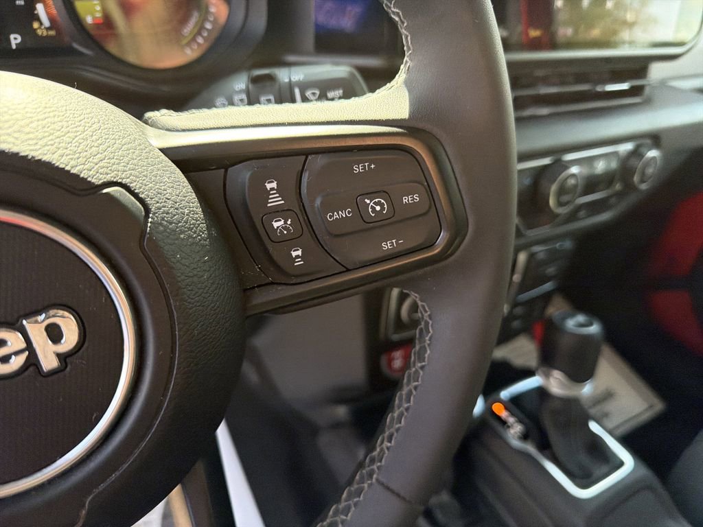 Used 2025 Jeep Wrangler Unlimited Sport S 4xe AWD/4WD image 20