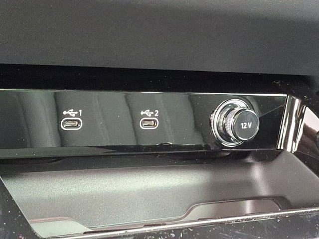 New 2026 Audi A6 Premium Plus AWD/4WD image 18